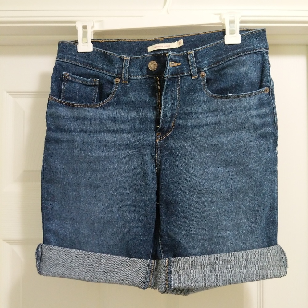 Levi's Jean Bermuda Short NWOT - Picture 4 of 6